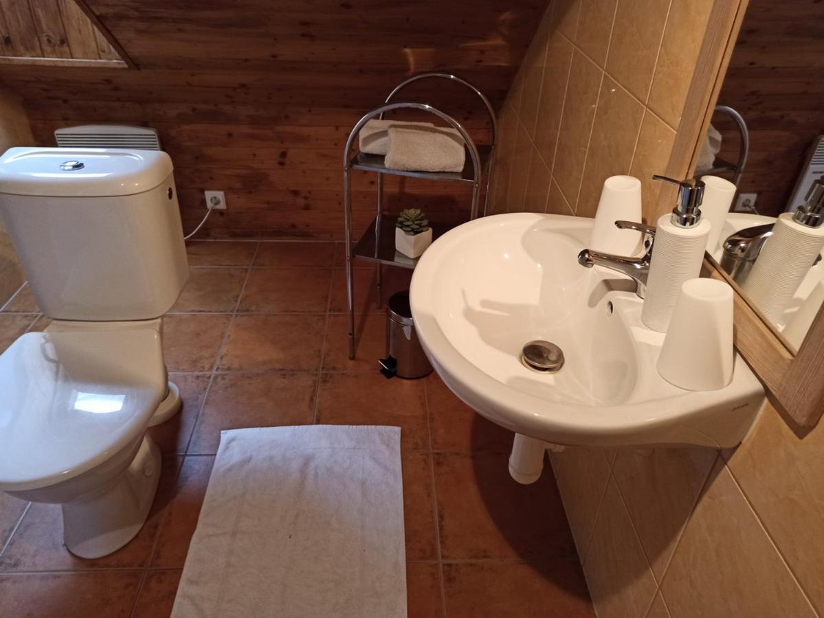 Ubytování Nové Hrady 111 - apartmány Žiaková Extérieur photo